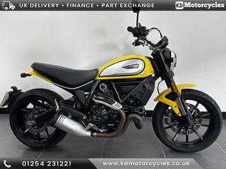 DUCATI SCRAMBLER 800 