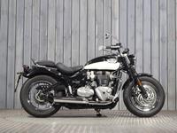 TRIUMPH SPEEDMASTER 1200