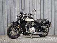 TRIUMPH SPEEDMASTER 1200