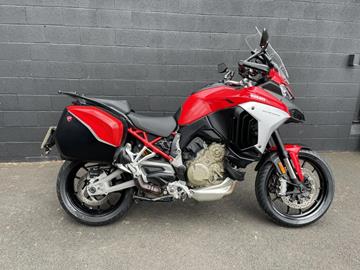 DUCATI MULTISTRADA V4