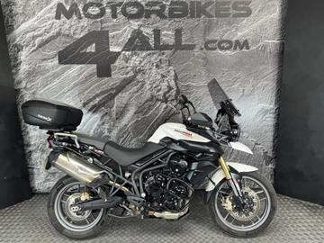 TRIUMPH TIGER 800