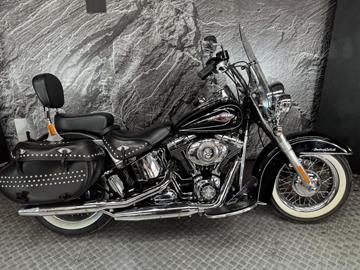 HARLEY-DAVIDSON HERITAGE CLASSIC