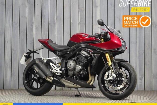 TRIUMPH SPEED TRIPLE 1200 RR