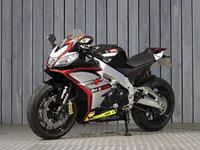 APRILIA RSV4