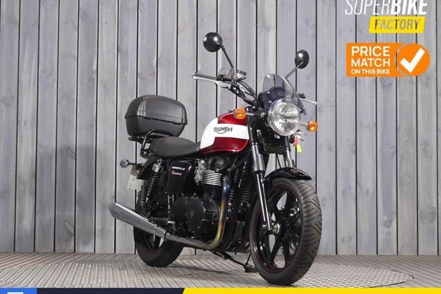 TRIUMPH BONNEVILLE 900