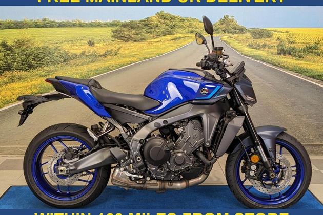 YAMAHA MT-09