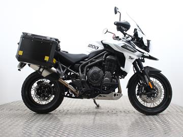 TRIUMPH TIGER 1200 XC