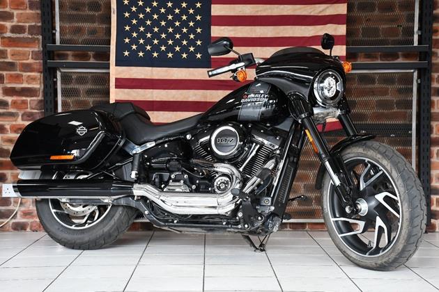 HARLEY-DAVIDSON SPORT GLIDE