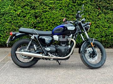 TRIUMPH BONNEVILLE T100