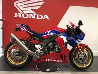 HONDA CBR1000RR FIREBLADE SP 