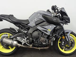 YAMAHA MT-10 