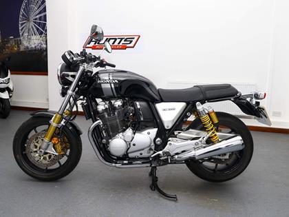 HONDA CB1100RS