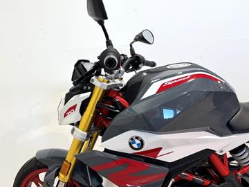 BMW G310R