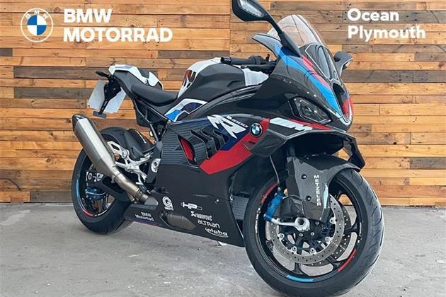 BMW M1000RR