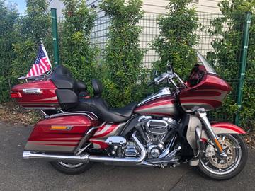 HARLEY-DAVIDSON ROAD GLIDE