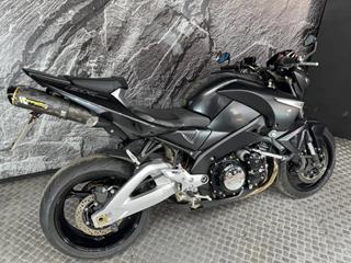 SUZUKI GSX1300 B-KING 