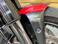 DUCATI DIAVEL CARBON