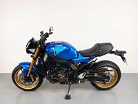 YAMAHA XSR900