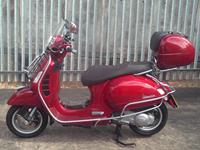 PIAGGIO VESPA GTS300