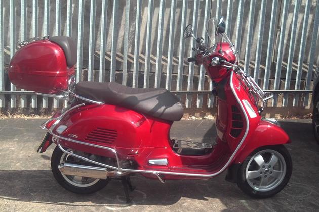 PIAGGIO VESPA GTS300