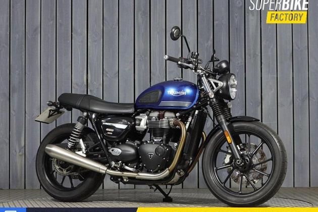 TRIUMPH STREET TWIN