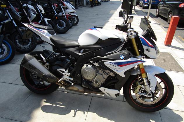 BMW S1000R