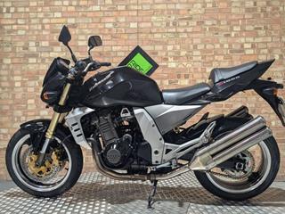 KAWASAKI Z1000 