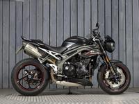 TRIUMPH SPEED TRIPLE 1050