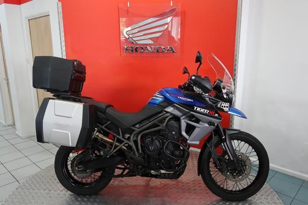 TRIUMPH TIGER 800 XC