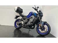 YAMAHA MT-09