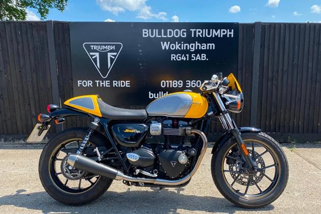 TRIUMPH STREET CUP