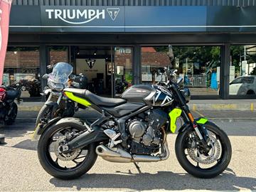 TRIUMPH TRIDENT 660