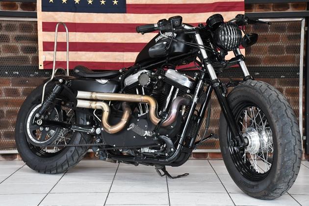 HARLEY-DAVIDSON SPORTSTER 1200