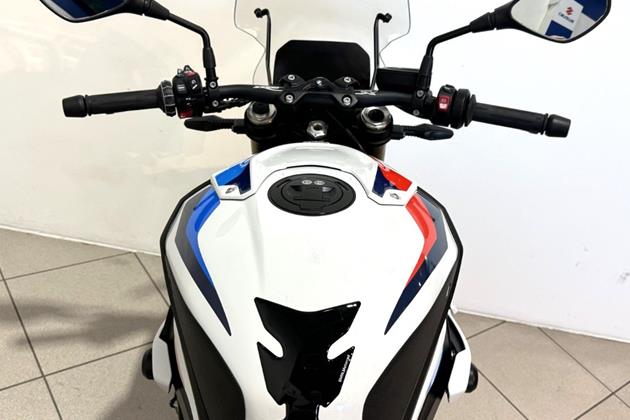 BMW S1000R