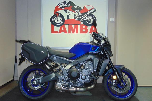 YAMAHA MT-09