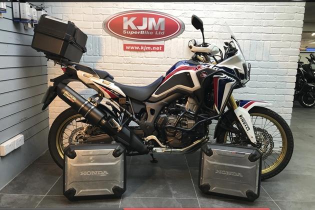 HONDA CRF1000L AFRICA TWIN