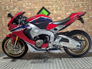 HONDA CBR1000RR FIREBLADE 