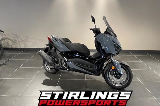 YAMAHA XMAX 125