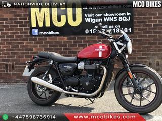 TRIUMPH STREET TWIN 