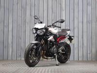 TRIUMPH STREET TRIPLE 765 MOTO2 EDITION