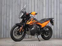 KTM 890 ADVENTURE