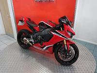 HONDA CBR1000RR FIREBLADE