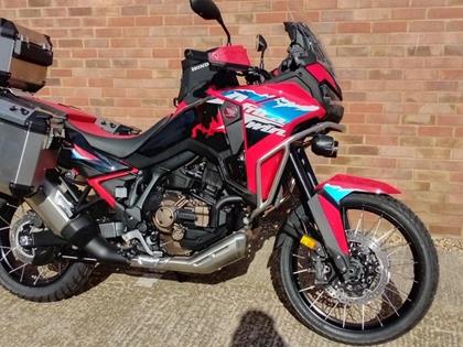 HONDA CRF1100L AFRICA TWIN ES