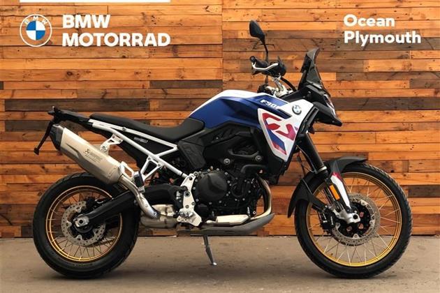 BMW F900GS