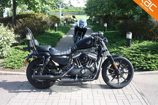 HARLEY-DAVIDSON SPORTSTER 883