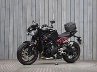 TRIUMPH STREET TRIPLE 765 MOTO2 EDITION