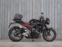 TRIUMPH STREET TRIPLE 765 MOTO2 EDITION