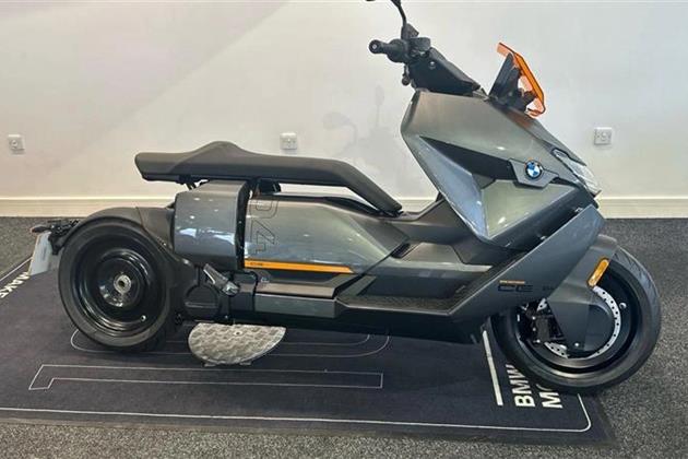 BMW CE 04