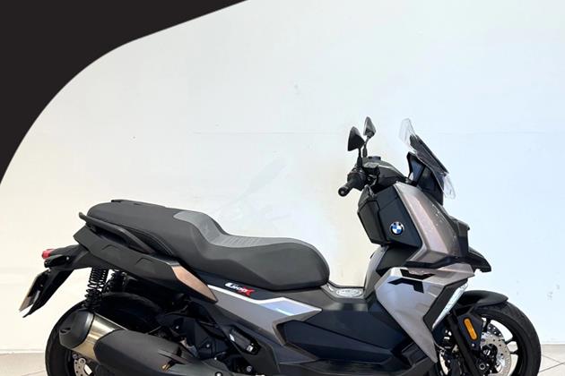 BMW C400X