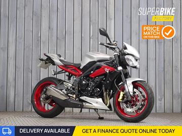 TRIUMPH STREET TRIPLE 675